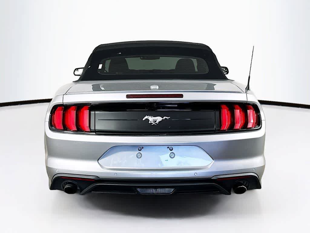 Used 2020 Ford Mustang Premium RWD image 5