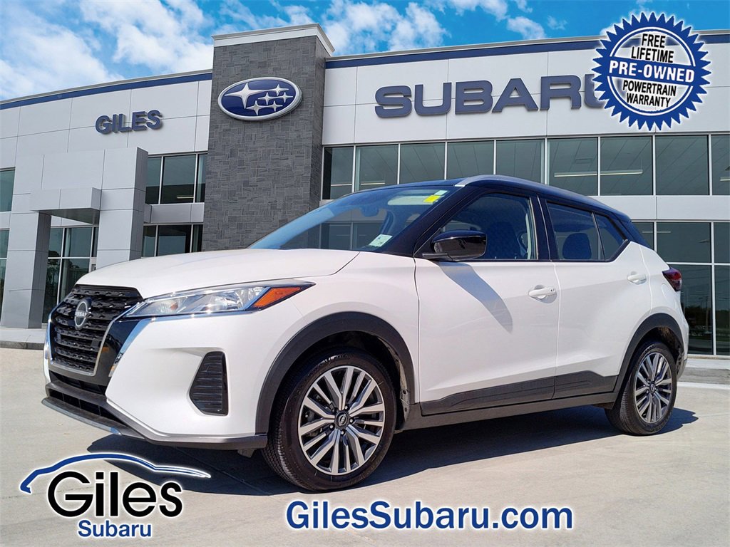 Used 2024 Nissan Kicks SV