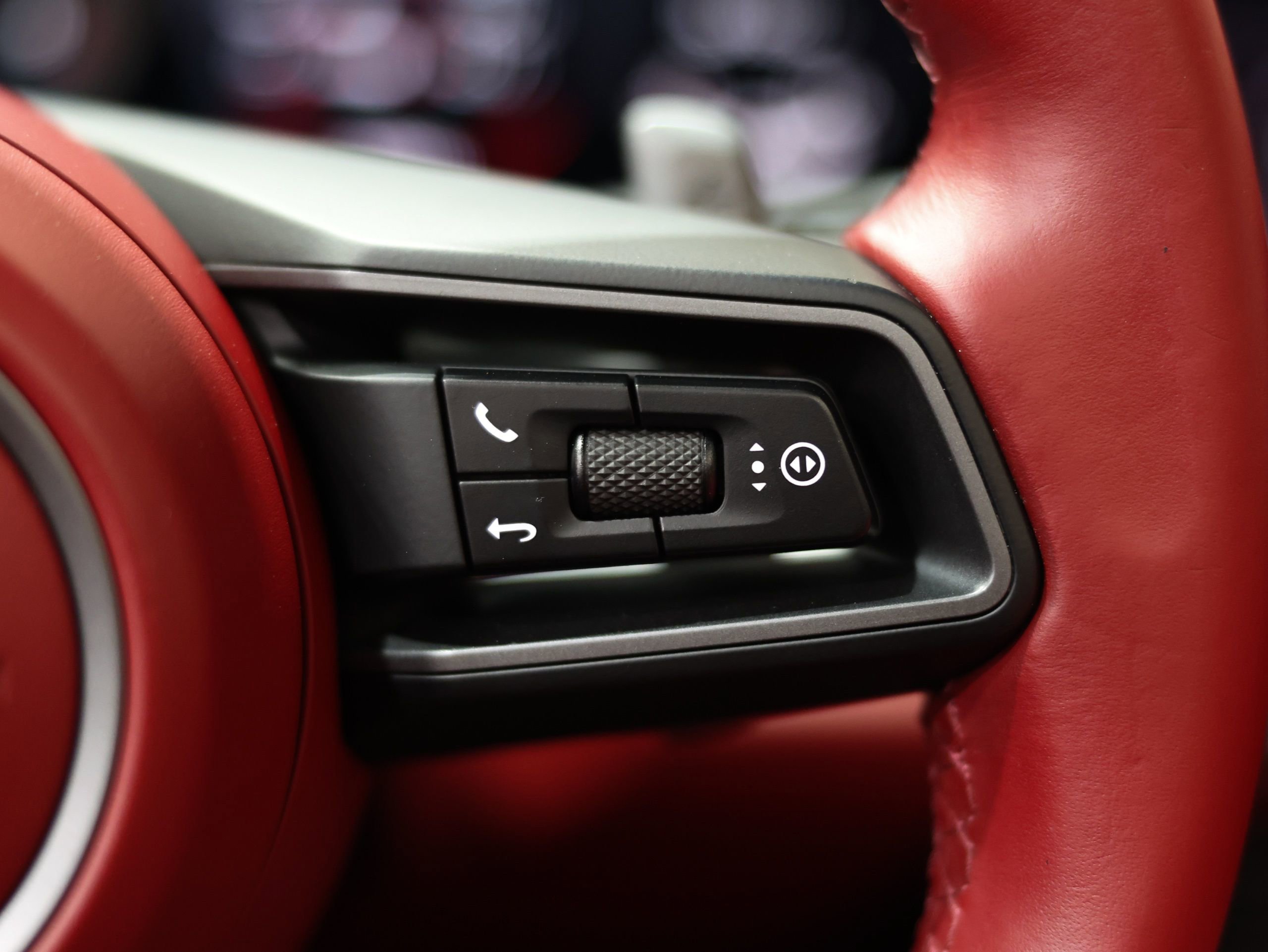 Used 2021 Porsche 911 Targa 4 image 42