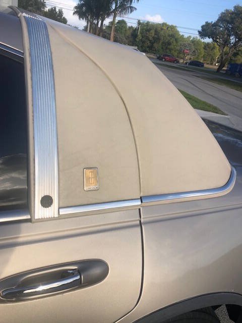 Used 2003 Lincoln Town Car Executive RWD image 6