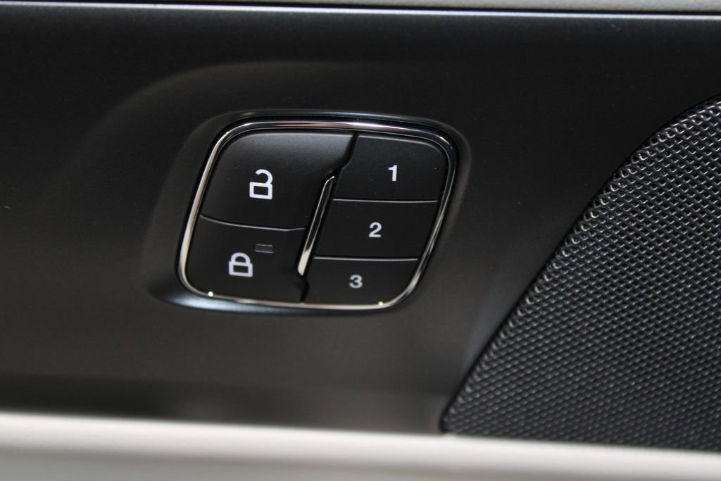 New 2026 Lincoln Nautilus Premier w/ Equipment Group 102A image 40