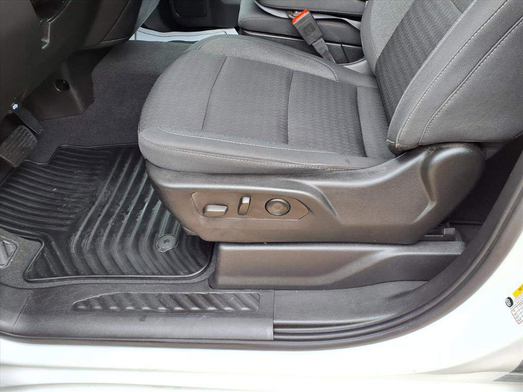 Used 2022 Chevrolet Silverado 1500 Custom w/ LPO, Dark Essentials Package image 17