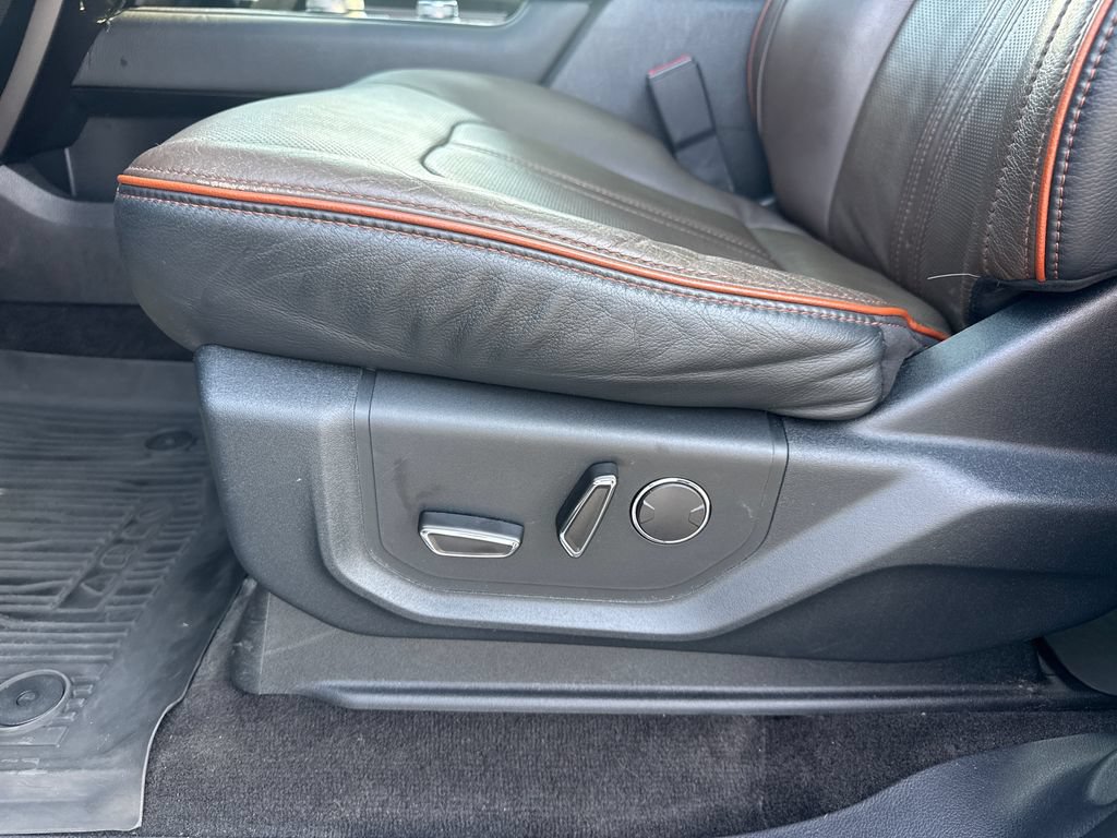 Used 2020 Ford Expedition King Ranch AWD/4WD image 35