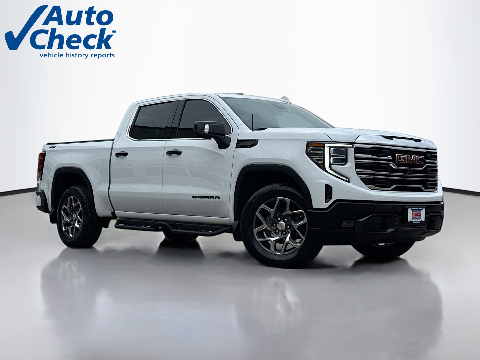 Used 2024 GMC Sierra 1500 SLT w/ SLT Premium Plus Package