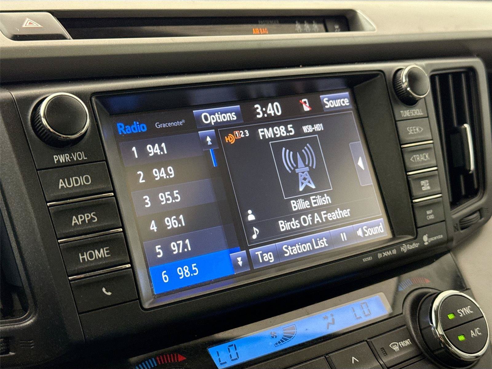 Used 2017 Toyota RAV4 XLE FWD image 21