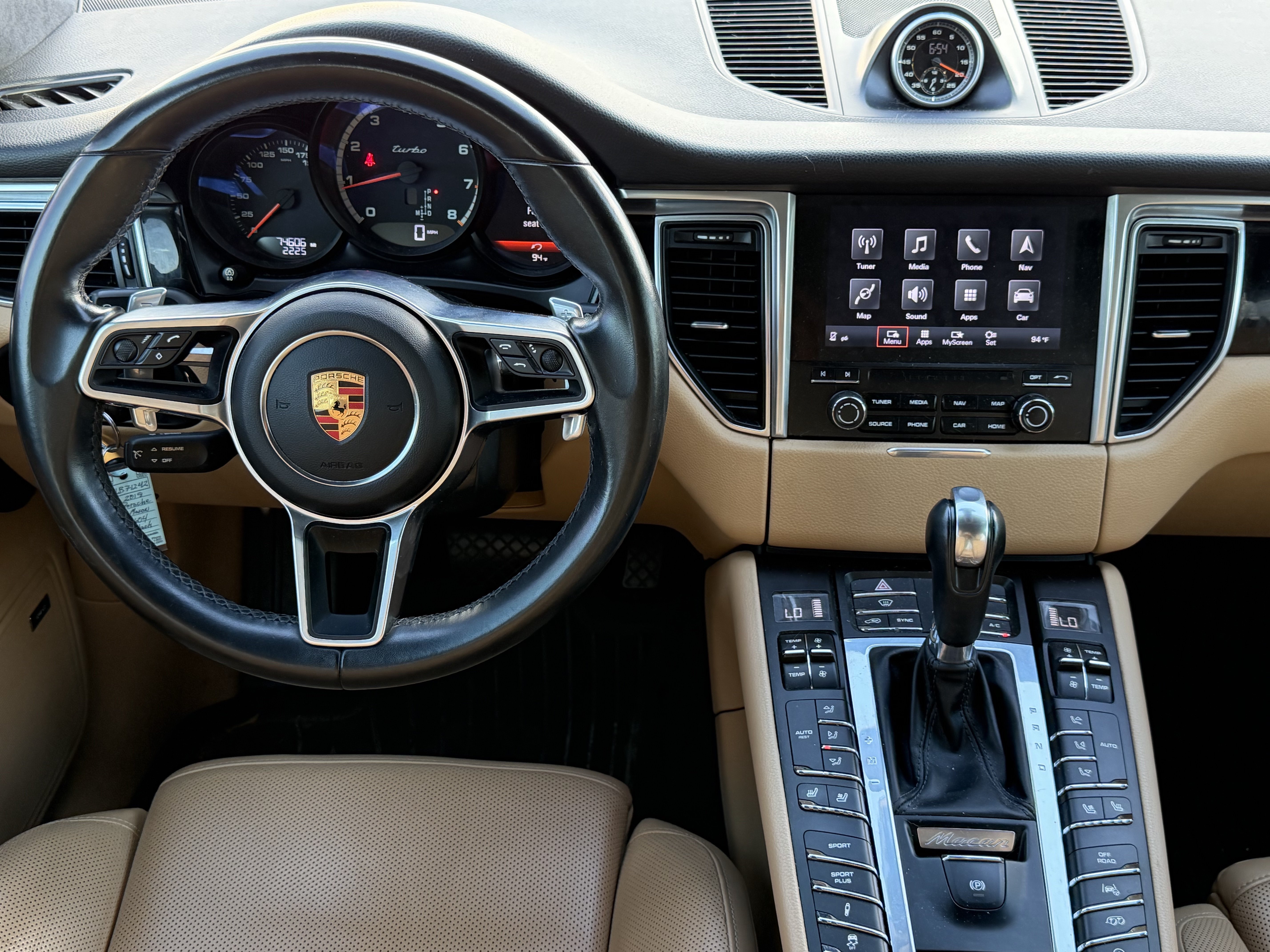 Used 2018 Porsche Macan Turbo w/ Premium Package Plus AWD/4WD image 13