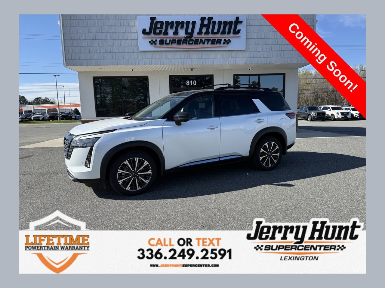 Used 2026 Nissan Pathfinder Platinum image 1