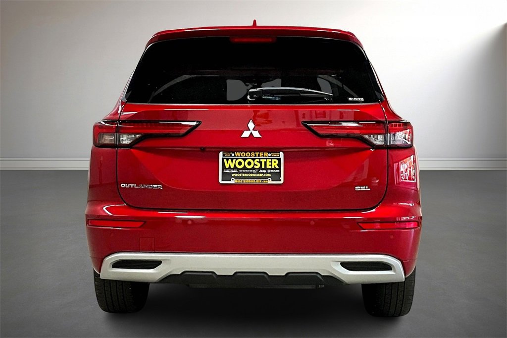 Used 2022 Mitsubishi Outlander SEL image 6