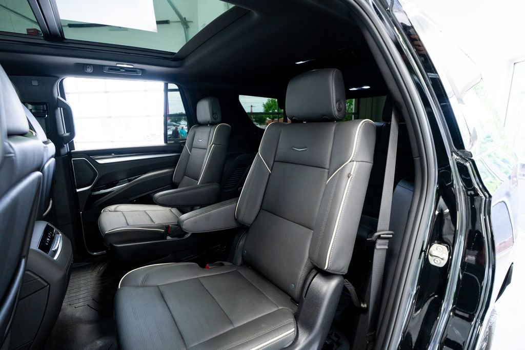 Used 2025 Cadillac Escalade Premium Luxury w/ LPO, Floor Liner Package RWD image 47