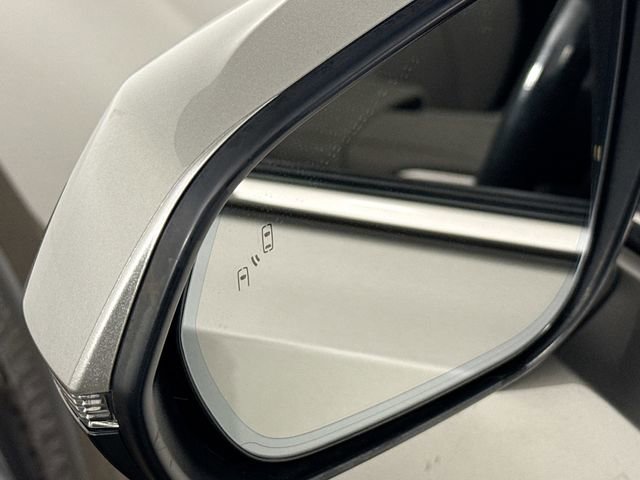 Used 2022 Lexus RX 450h AWD w/ Premium Package image 19