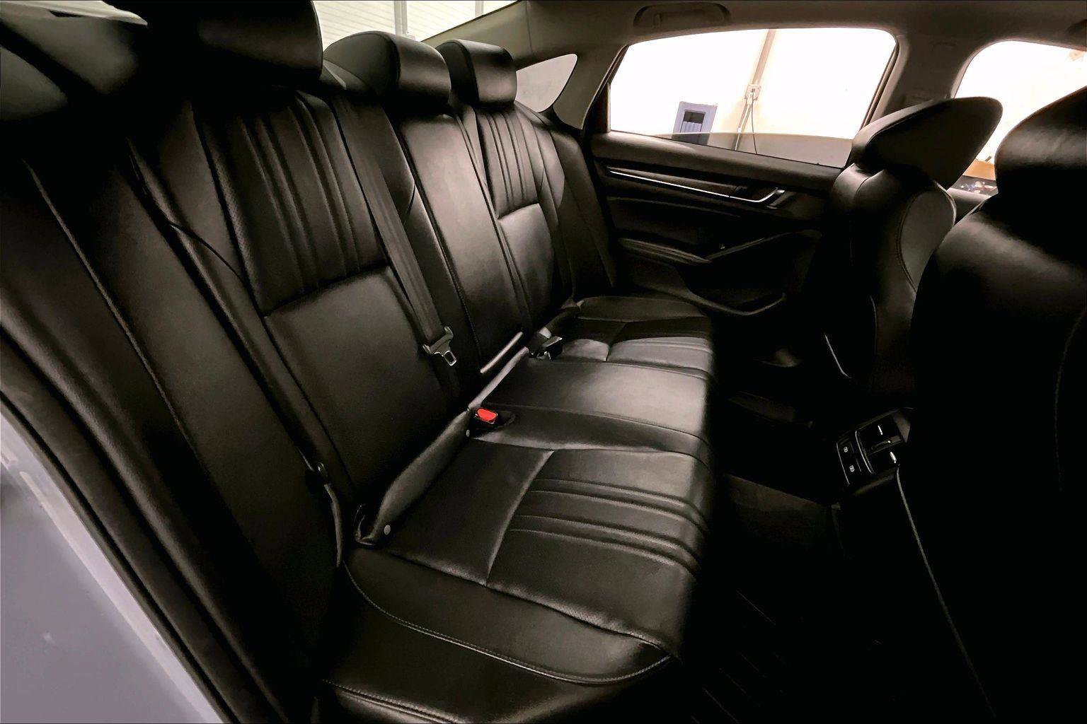 Used 2022 Honda Accord Touring image 26