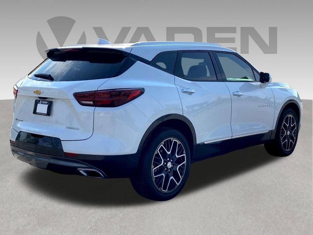 New 2024 Chevrolet Blazer Premier w/ Driver Confidence II Package FWD image 2