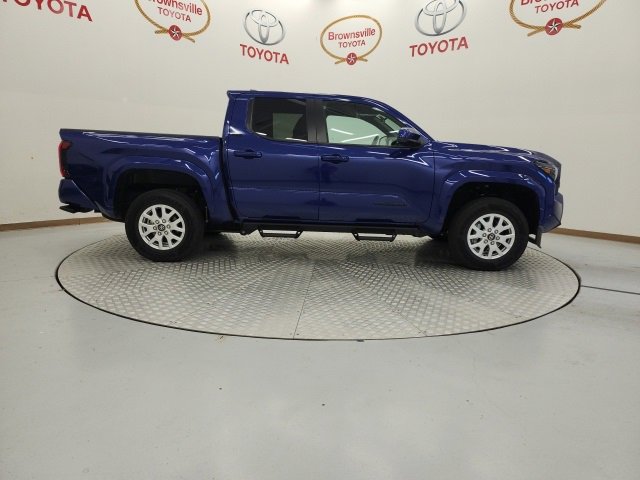 Certified 2025 Toyota Tacoma SR5 image 3