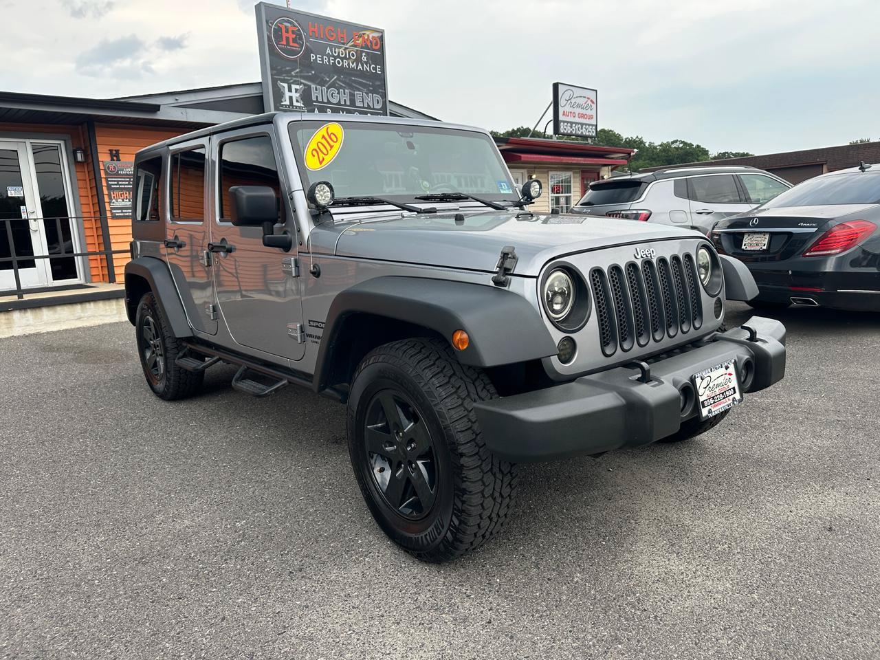 Used 2016 Jeep Wrangler Unlimited Sport w/ Quick Order Package 24S AWD/4WD image 3
