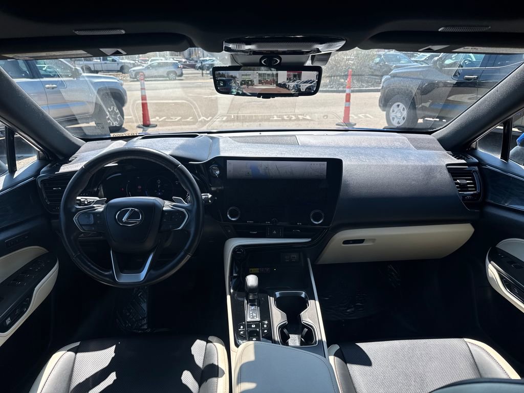 Used 2024 Lexus NX 350 AWD w/ Vision Package image 12