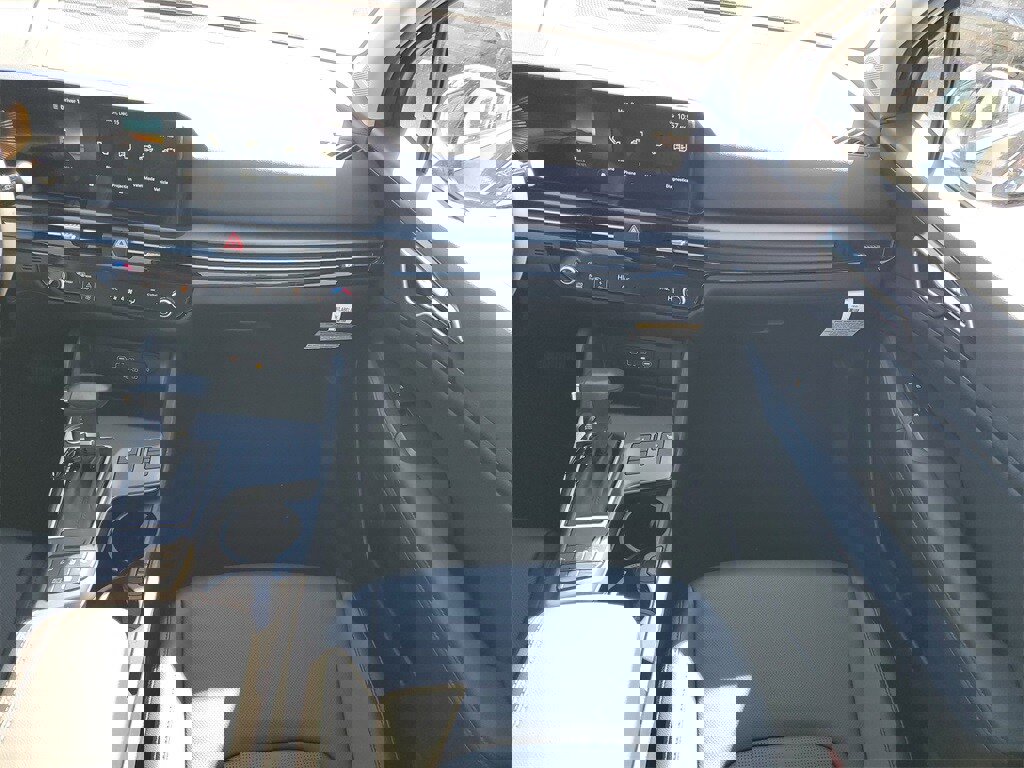 New 2026 Kia Sportage EX image 26