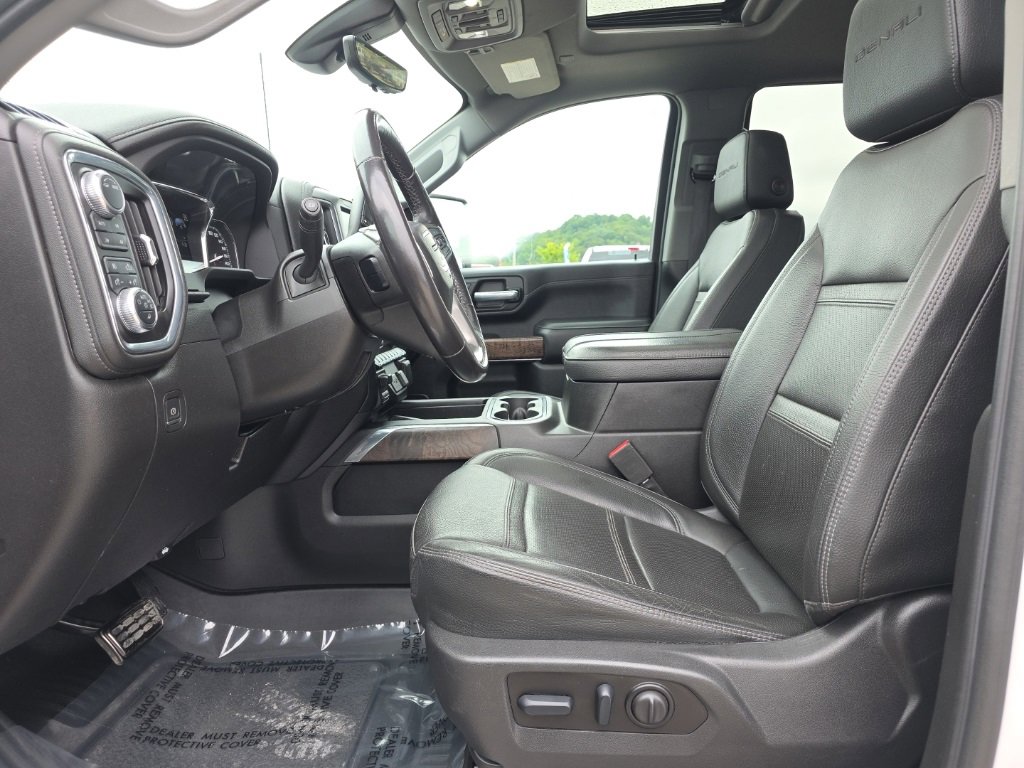 Used 2023 GMC Sierra 3500 Denali w/ Denali Ultimate Package image 16