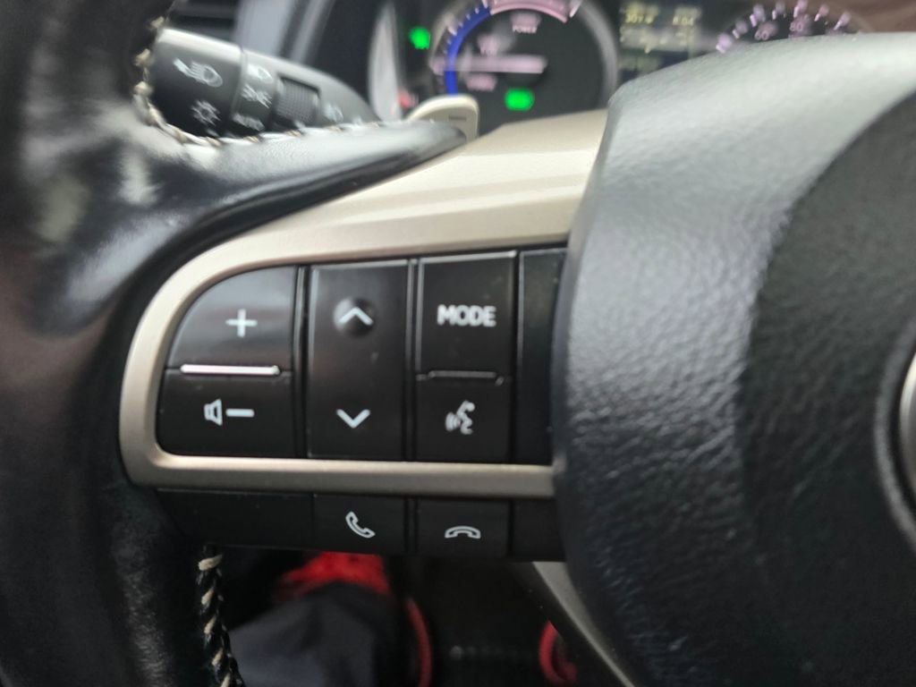 Used 2022 Lexus RX 450hL AWD w/ Premium Package image 21