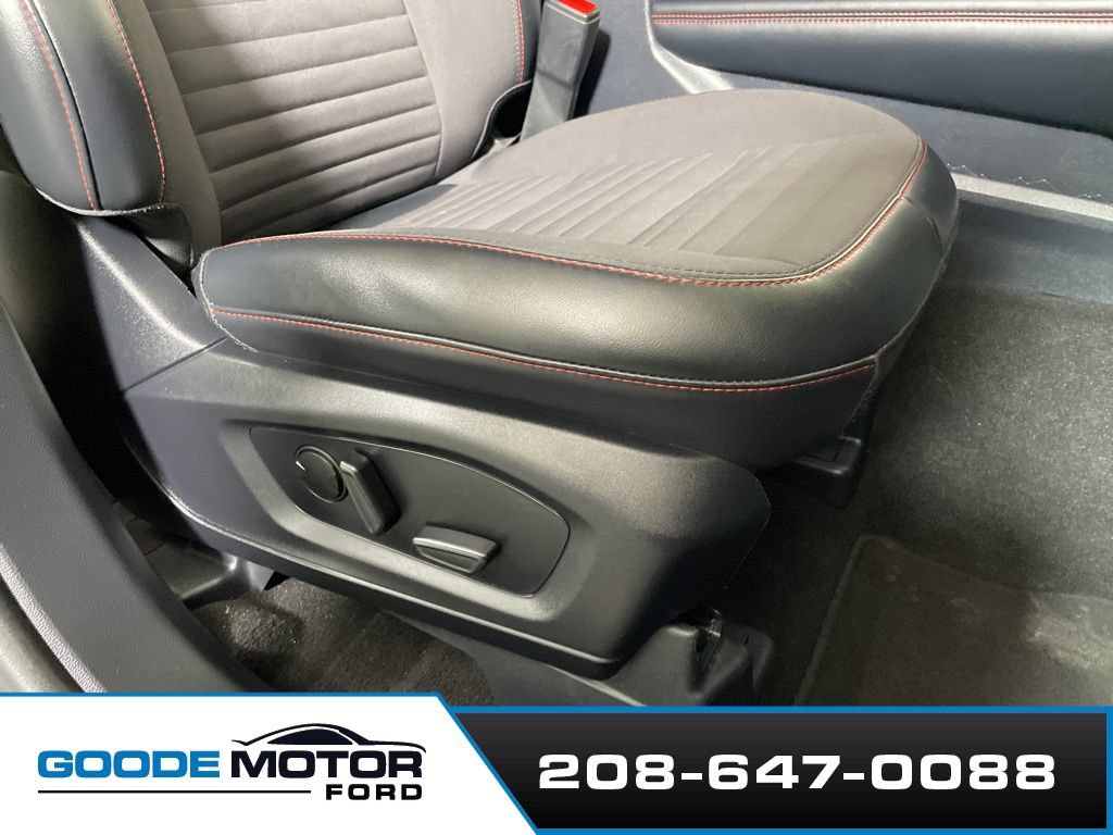 Certified 2025 Ford Explorer ST-Line AWD/4WD image 24