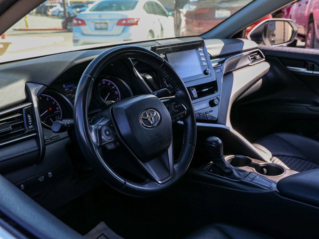 Used 2023 Toyota Camry SE image 14