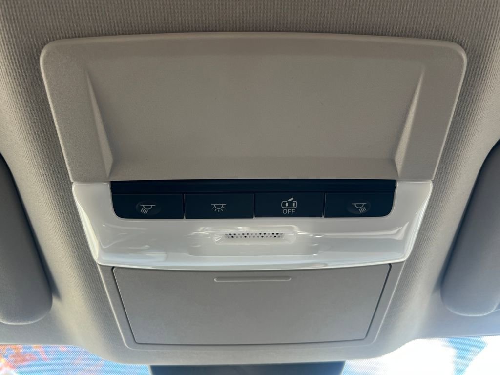 New 2025 Nissan Sentra SV image 29