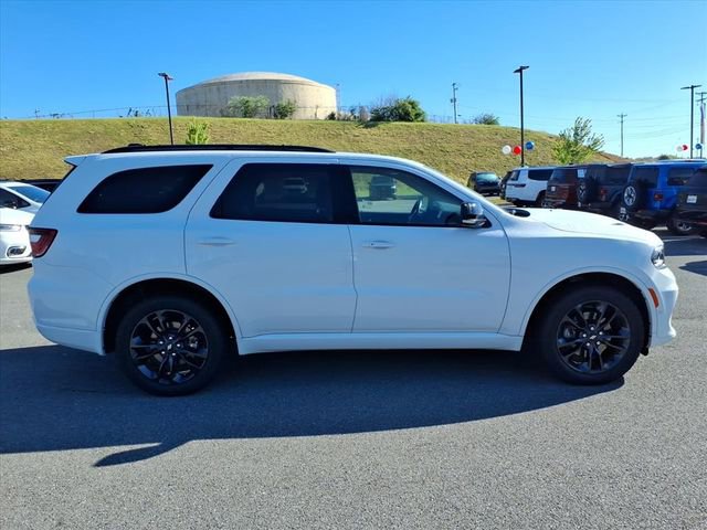 Used 2025 Dodge Durango GT AWD/4WD image 3