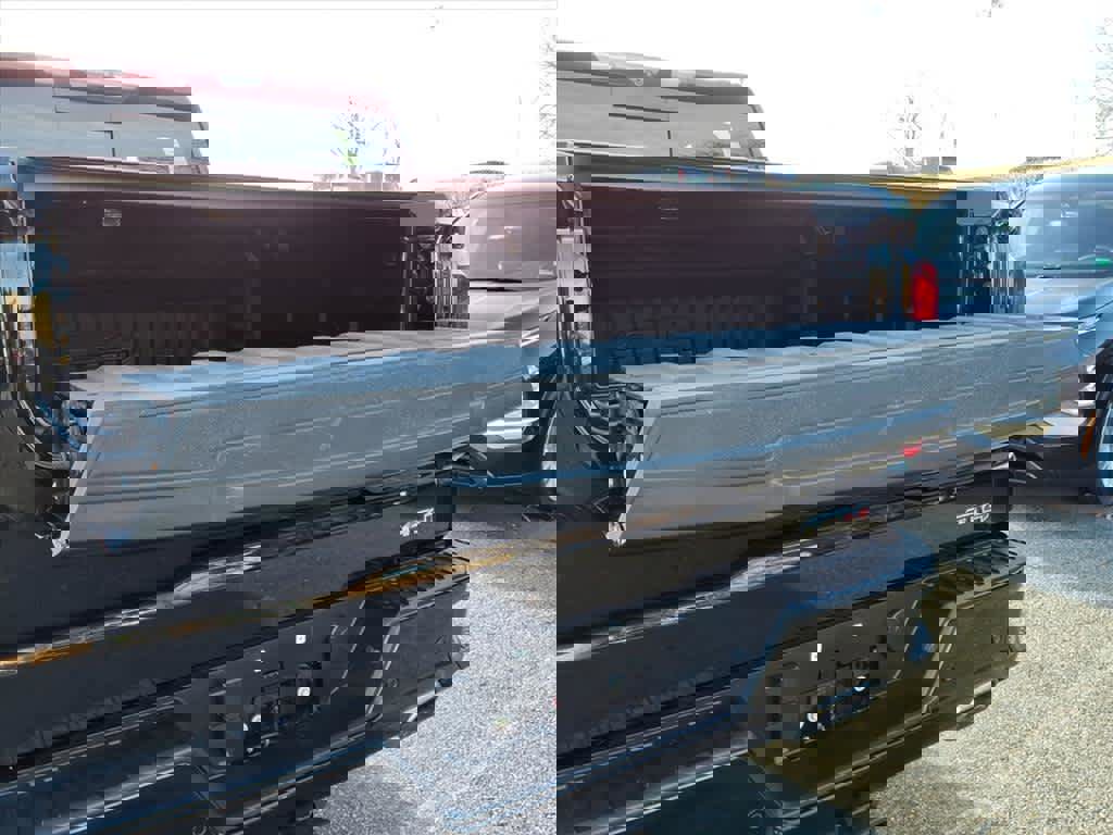 Used 2021 GMC Sierra 1500 AT4 w/ AT4 Premium Package image 4