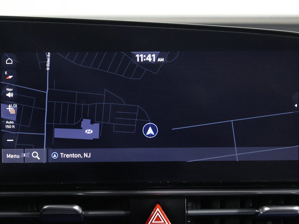 Certified 2024 Hyundai Elantra SEL image 36