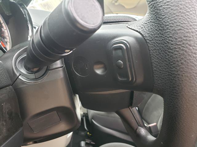 Used 2018 Dodge Grand Caravan SE w/ UConnect Hands-Free Group FWD image 21