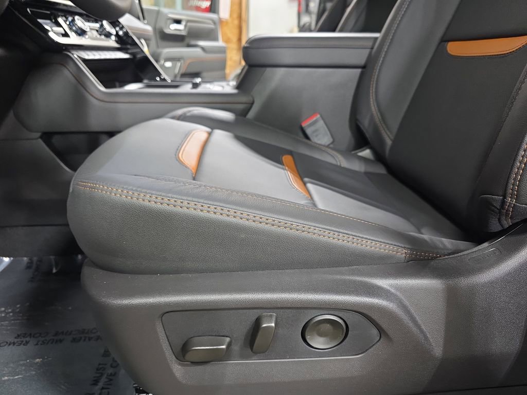 New 2026 GMC Sierra 2500 AT4 w/ AT4 Premium Plus Package image 30