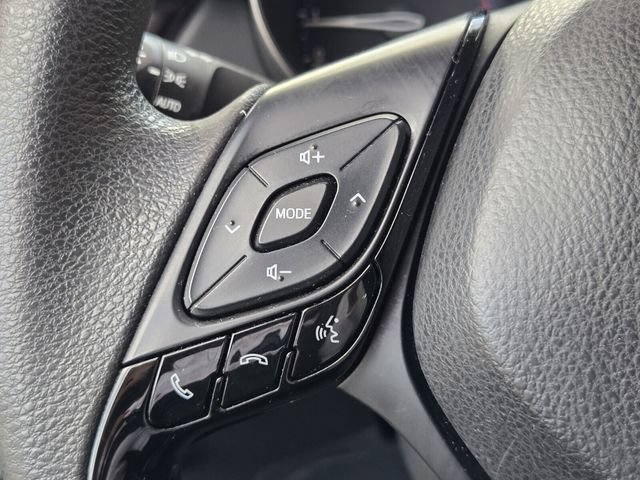 Used 2021 Toyota C-HR LE FWD image 24
