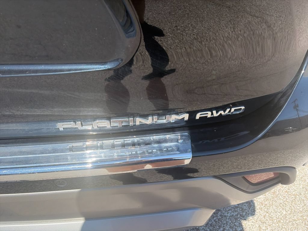 Used 2025 Toyota Highlander Platinum AWD/4WD image 34