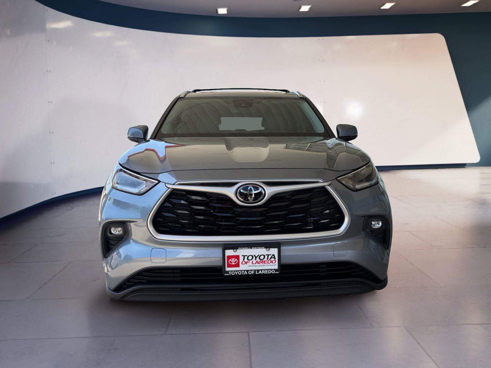 Used 2021 Toyota Highlander XLE FWD image 8