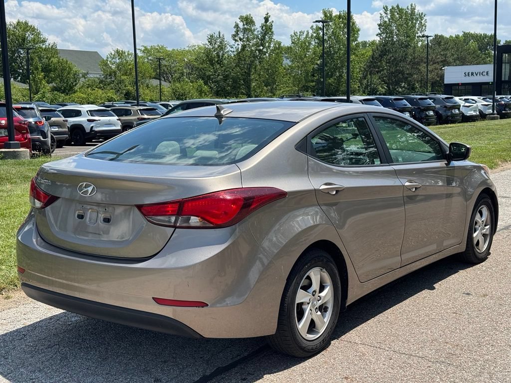 Used 2014 Hyundai Elantra SE FWD image 5