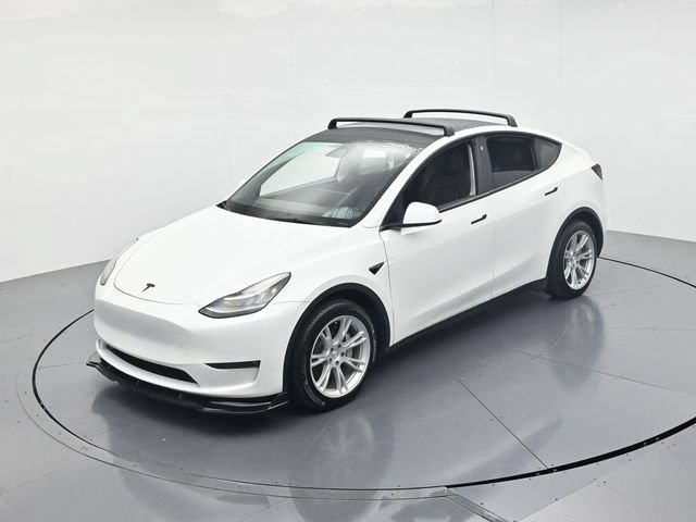 Used 2022 Tesla Model Y Long Range AWD/4WD image 41