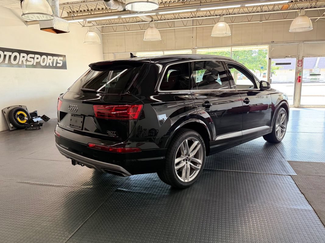 Used 2018 Audi Q7 3.0T Prestige AWD/4WD image 9