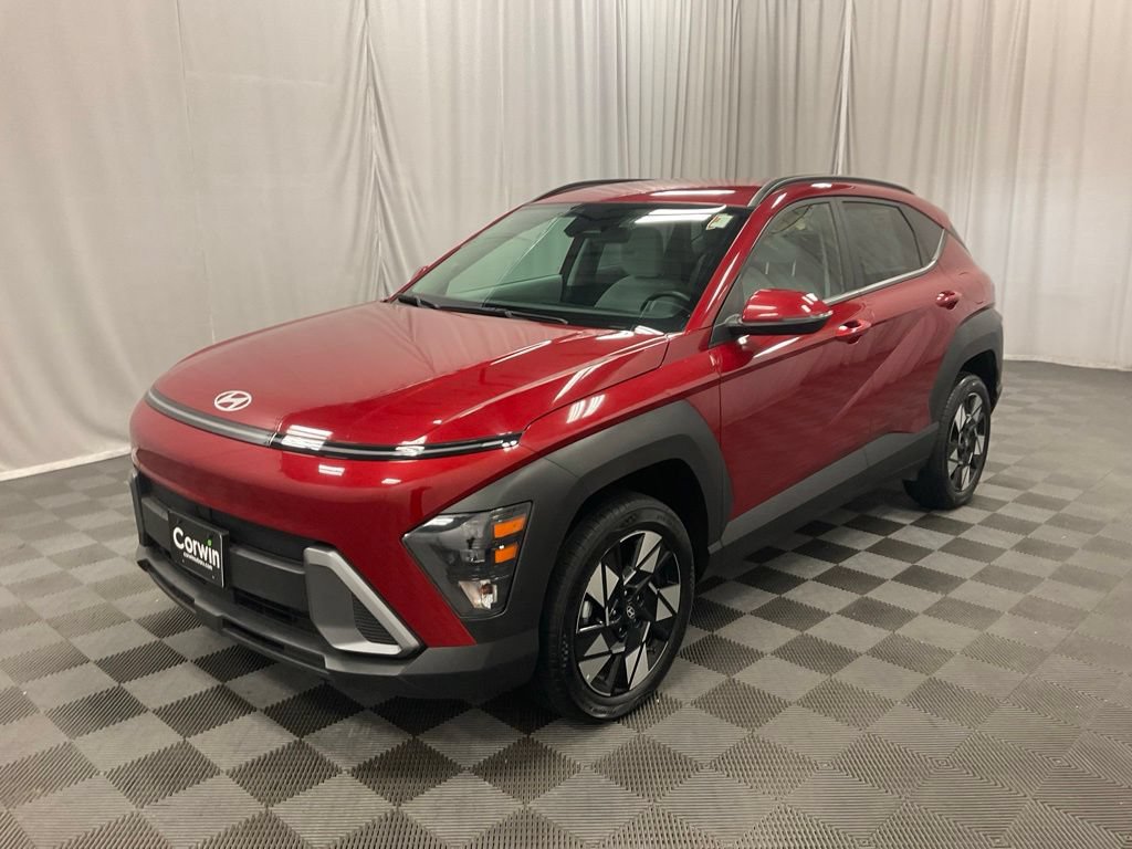 Used 2025 Hyundai Kona SEL AWD/4WD image 5