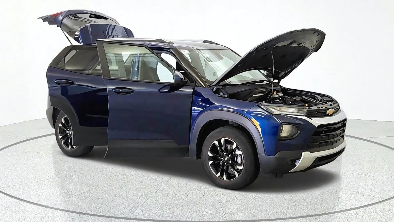 Used 2022 Chevrolet TrailBlazer LT w/ Convenience Package AWD/4WD image 11