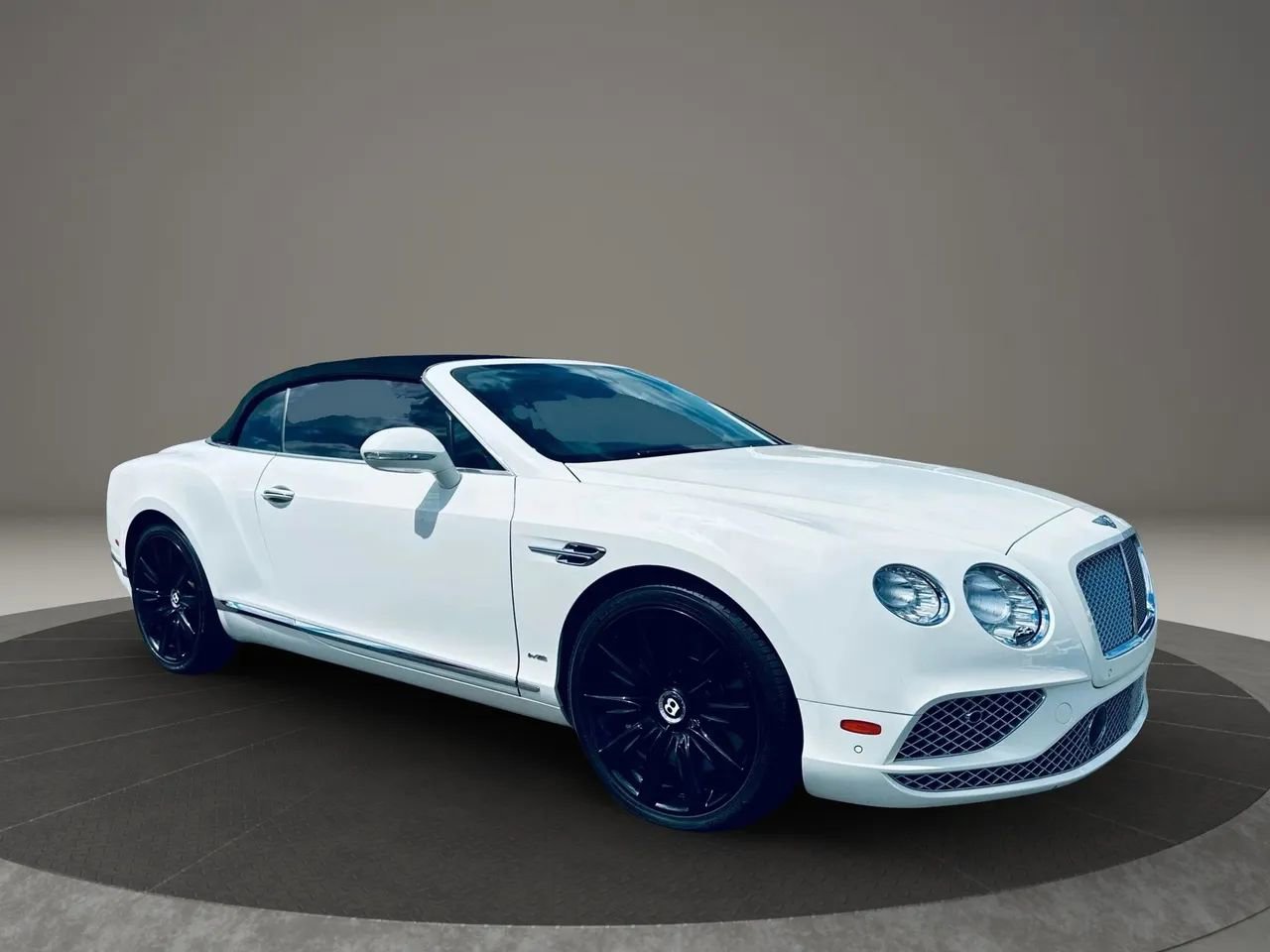 Used 2016 Bentley Continental GT image 6