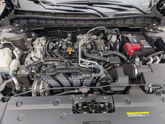 Used 2024 Nissan Altima 2.5 SR AWD/4WD image 12