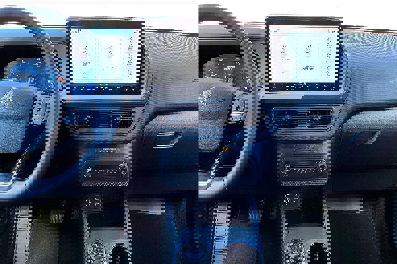 Used 2025 Ford Bronco Sport Big Bend w/ Convenience Package image 12