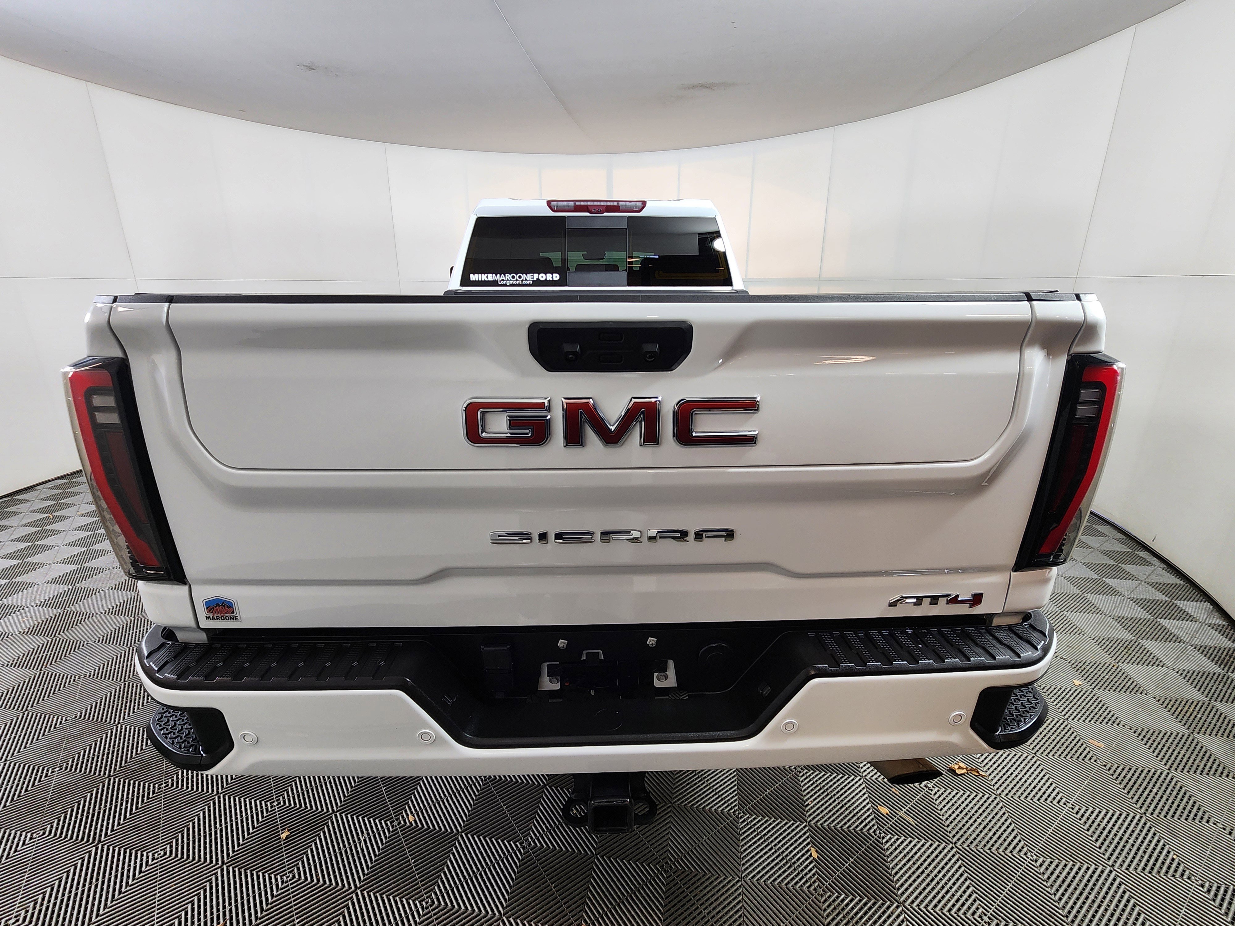 Used 2024 GMC Sierra 2500 AT4 w/ AT4 Premium Plus Package image 6