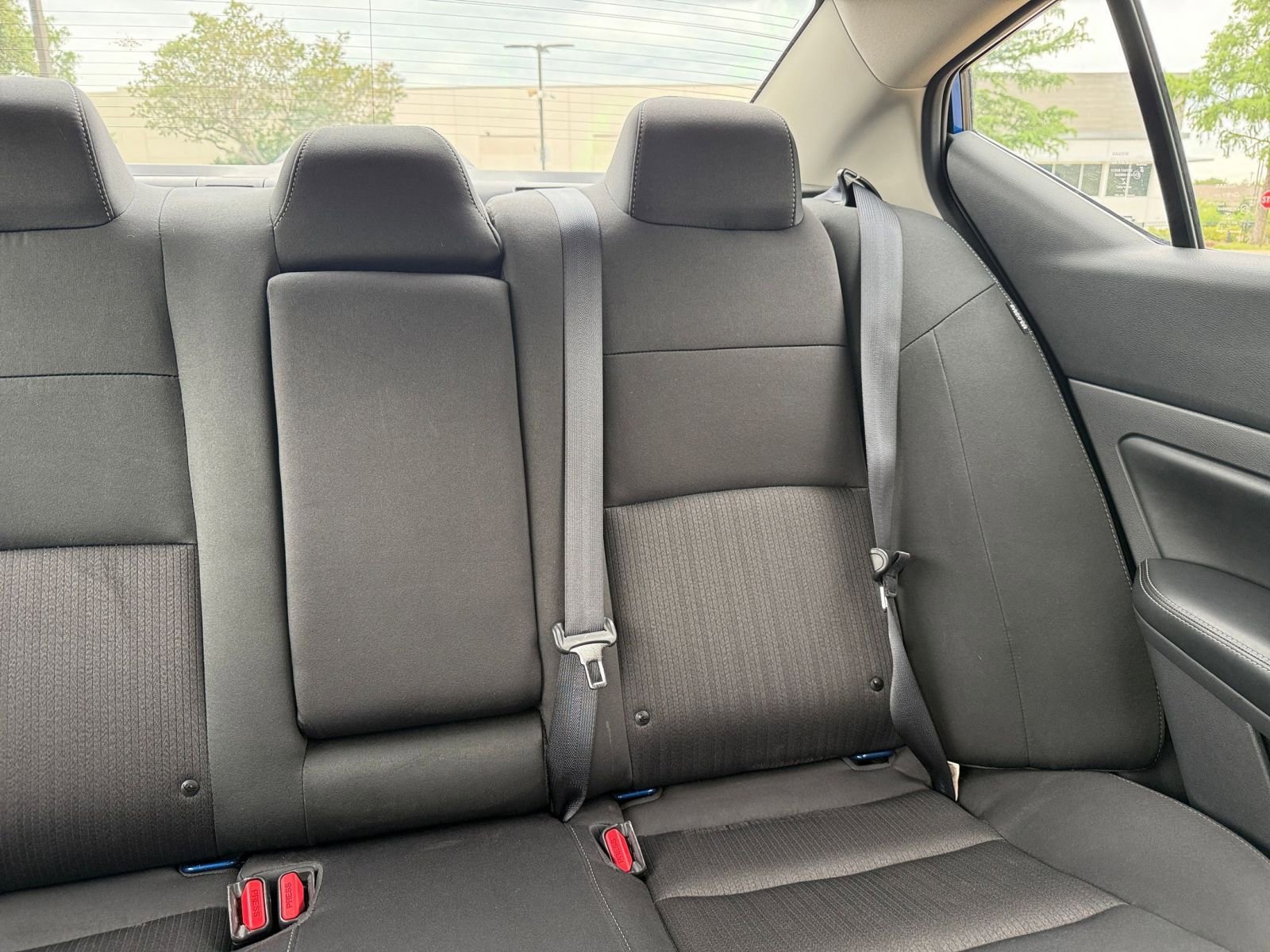 Used 2025 Nissan Altima 2.5 SV FWD image 38