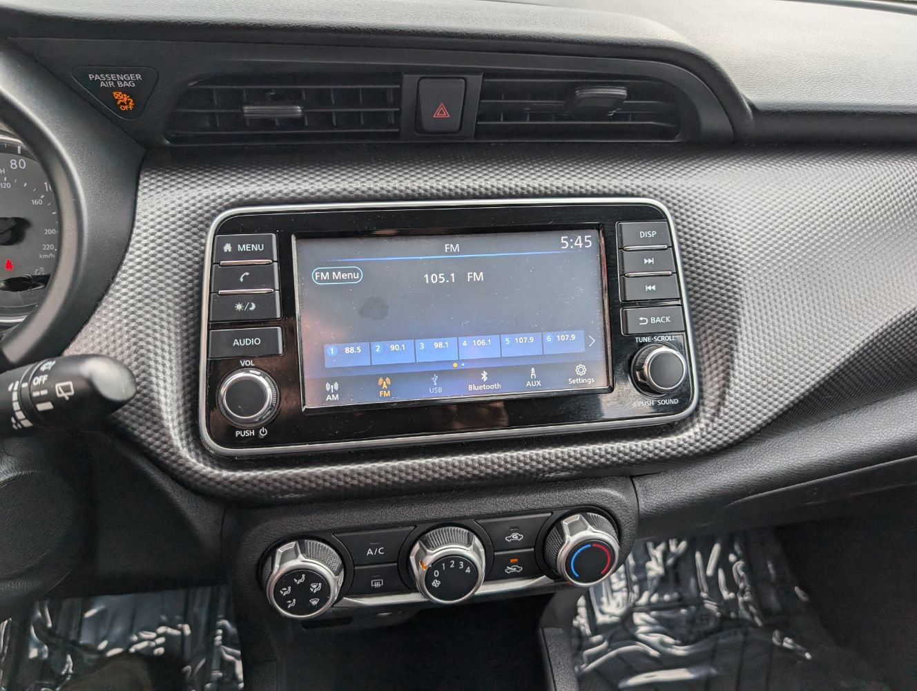 Used 2020 Nissan Kicks S FWD image 22