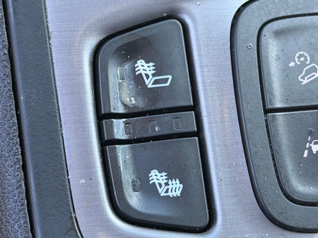 Used 2024 GMC Terrain AT4 w/ Tech Package image 22