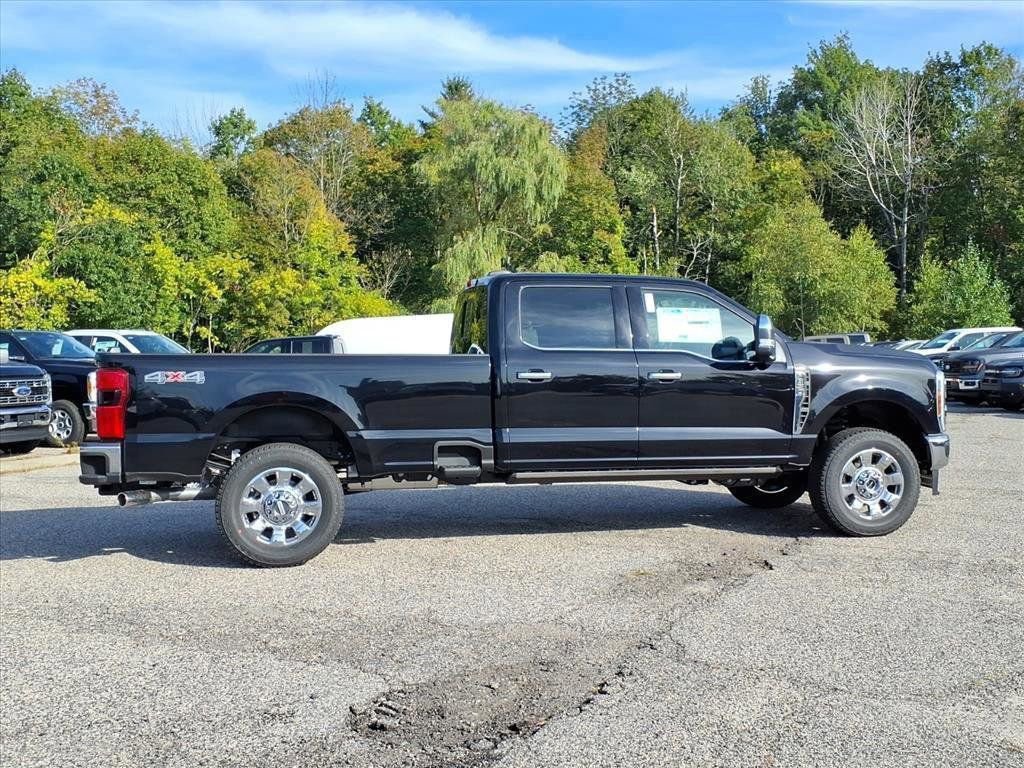 New 2026 Ford F350 Lariat w/ Chrome Package image 12