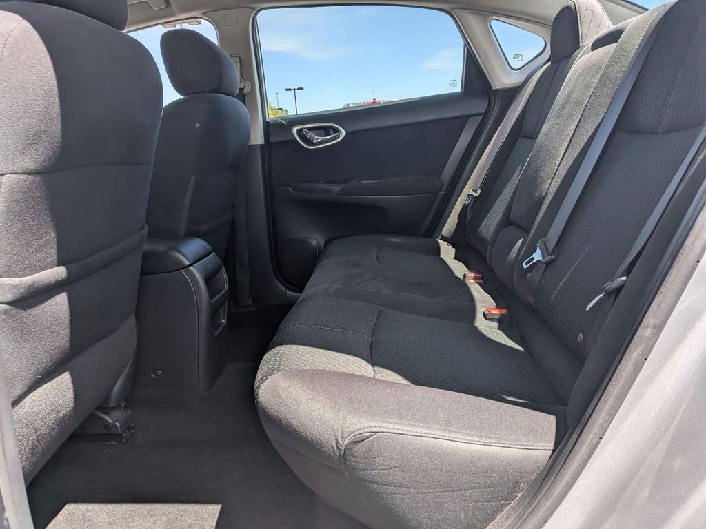 Used 2013 Nissan Sentra SR FWD image 30