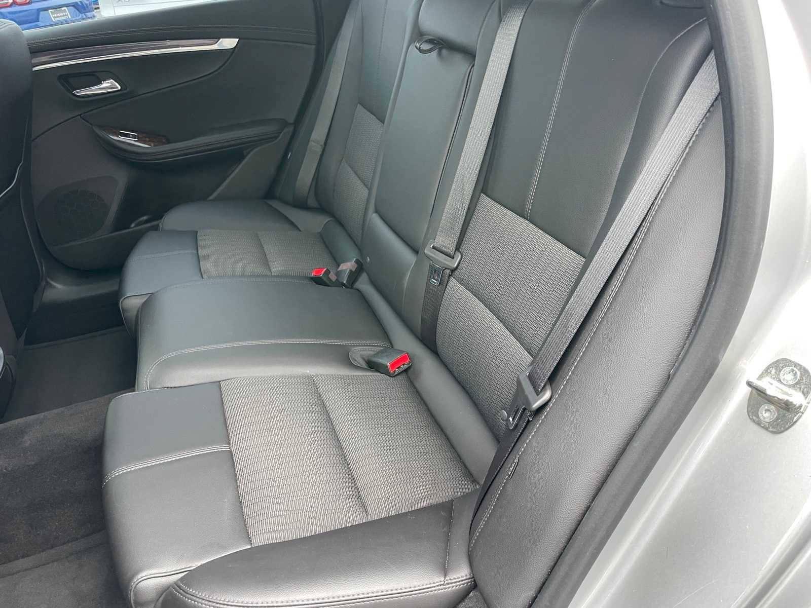 Used 2014 Chevrolet Impala LT image 18