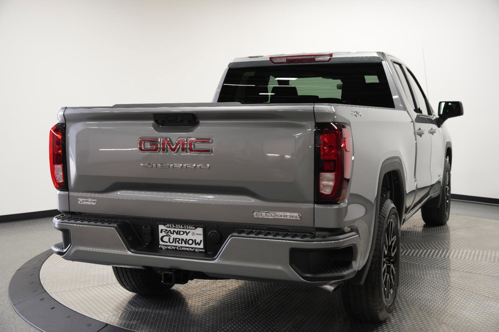 New 2026 GMC Sierra 1500 Elevation image 7