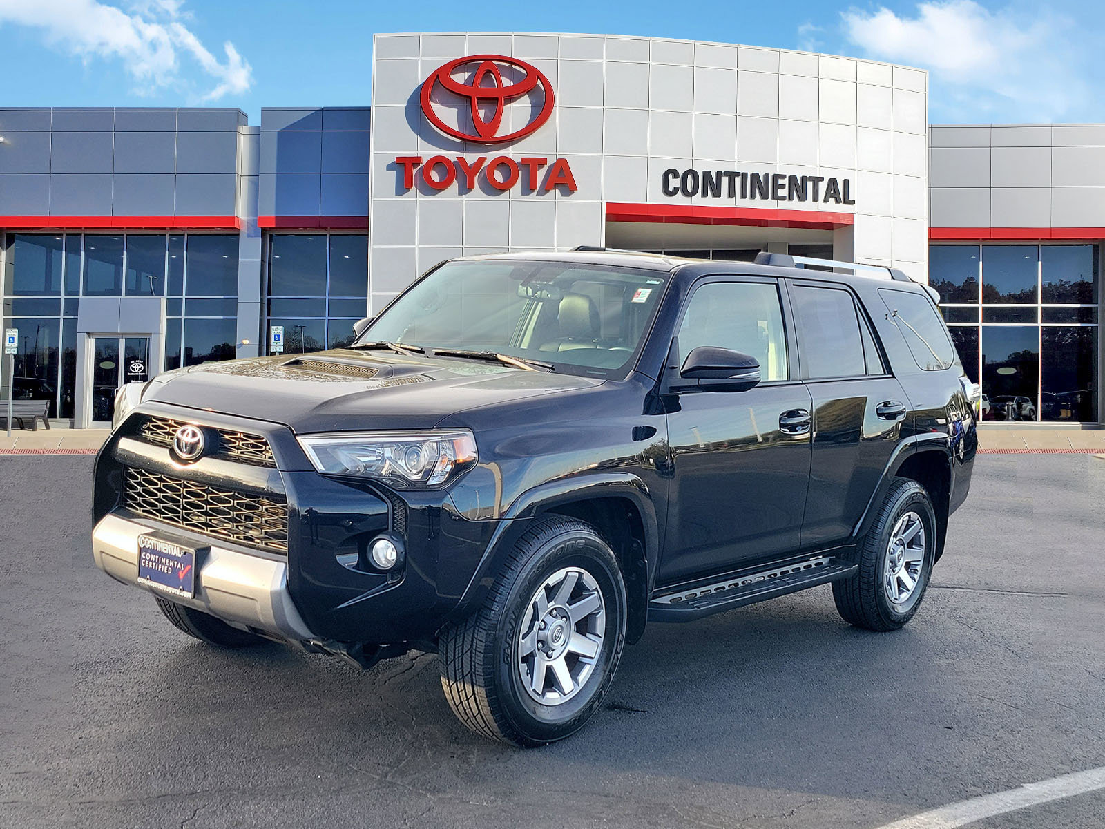 Used 2015 Toyota 4Runner Trail Premium AWD/4WD image 3